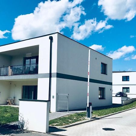 Apartman 001 Buk Luaran gambar